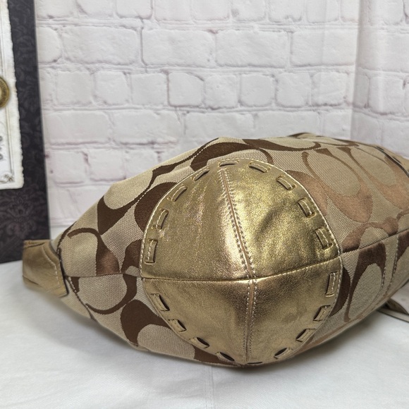 Coach Ergo Signature Jacquard Pleated Brown Canvas Hobo Metallic C0882-12227 - Picture 12 of 16